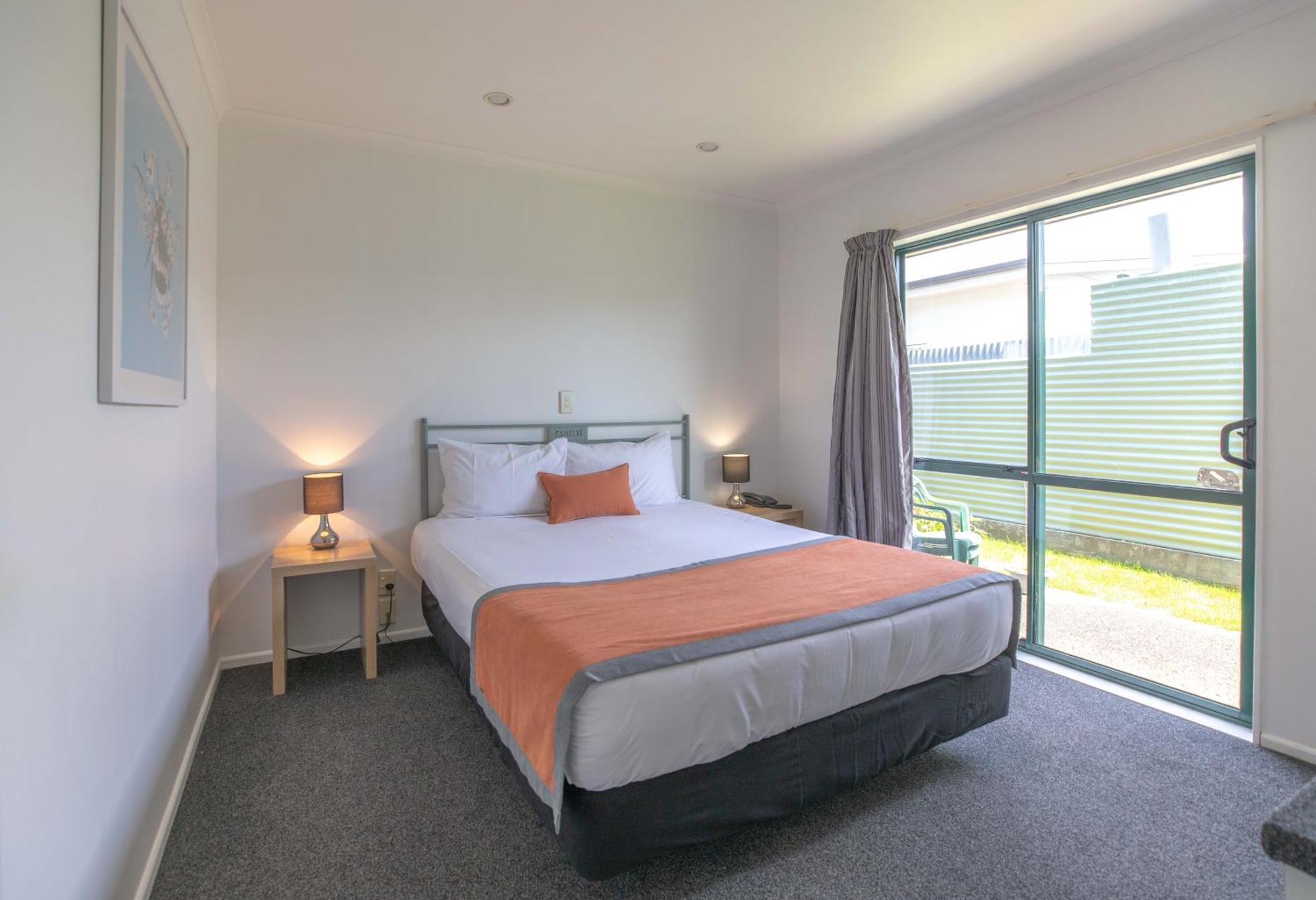 Camelot Motor Lodge And Conference Centre パーマストンノース エクステリア 写真