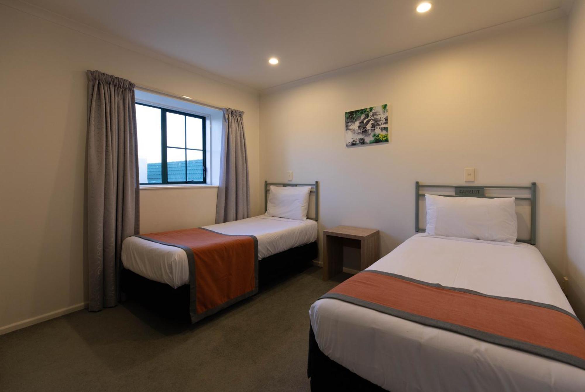 Camelot Motor Lodge And Conference Centre パーマストンノース エクステリア 写真
